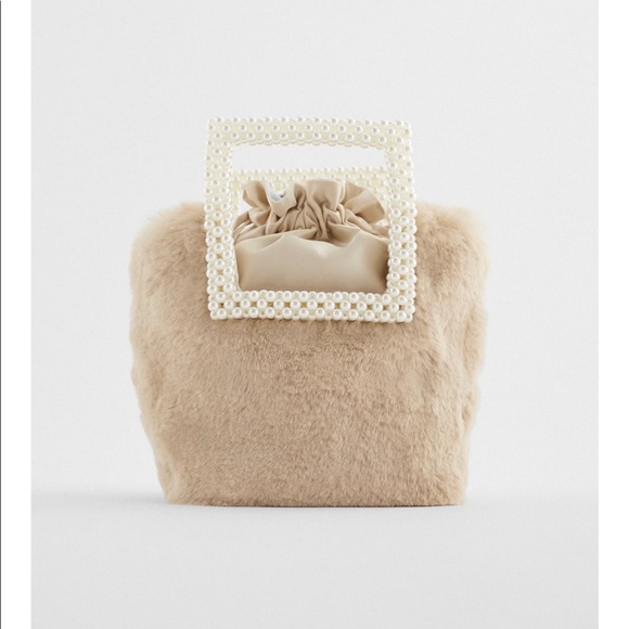 Zara faux fur basket with pearl handle - Picture 1 of 9